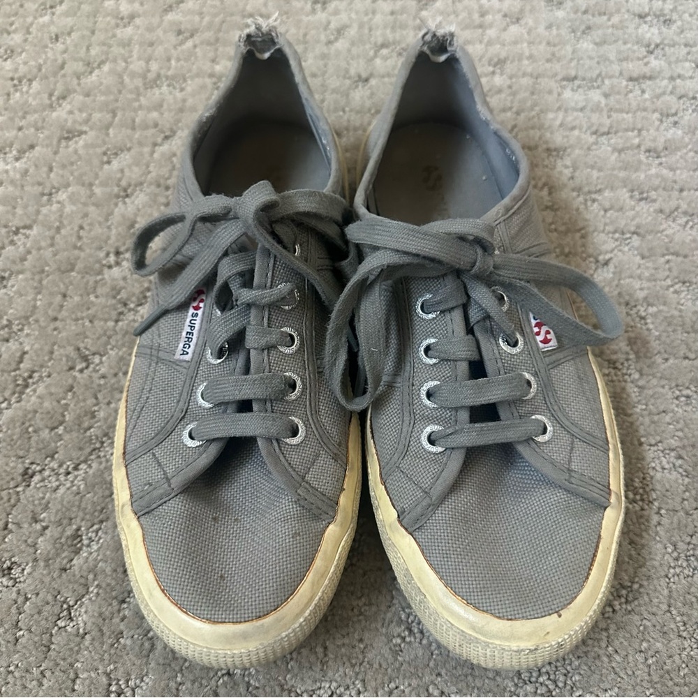 Superga Classic Gray Lace-Up Sneakers- Women’s Size 37 1/2 (7-7.5)